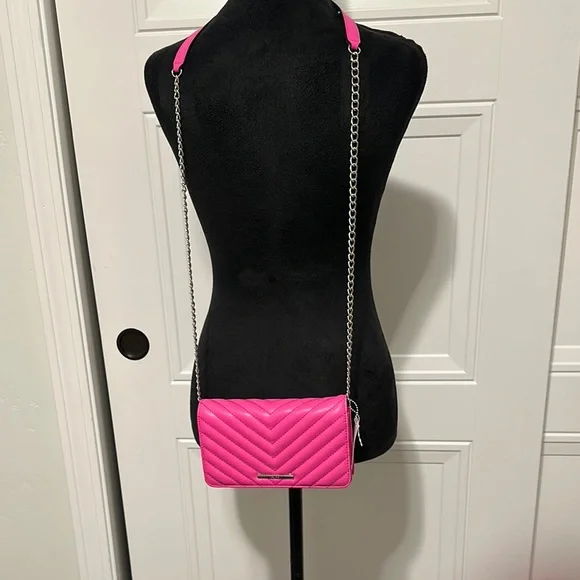 ALDO Pink Quilted Chain Shoulder Bag - Picture 4 of 11